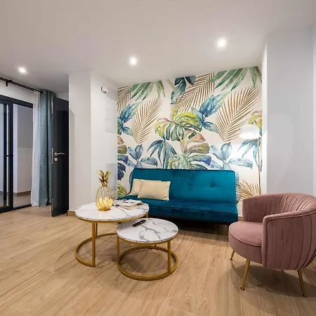 8x8 Apartamento Vintage A 100m De Bioparc Fuengirola